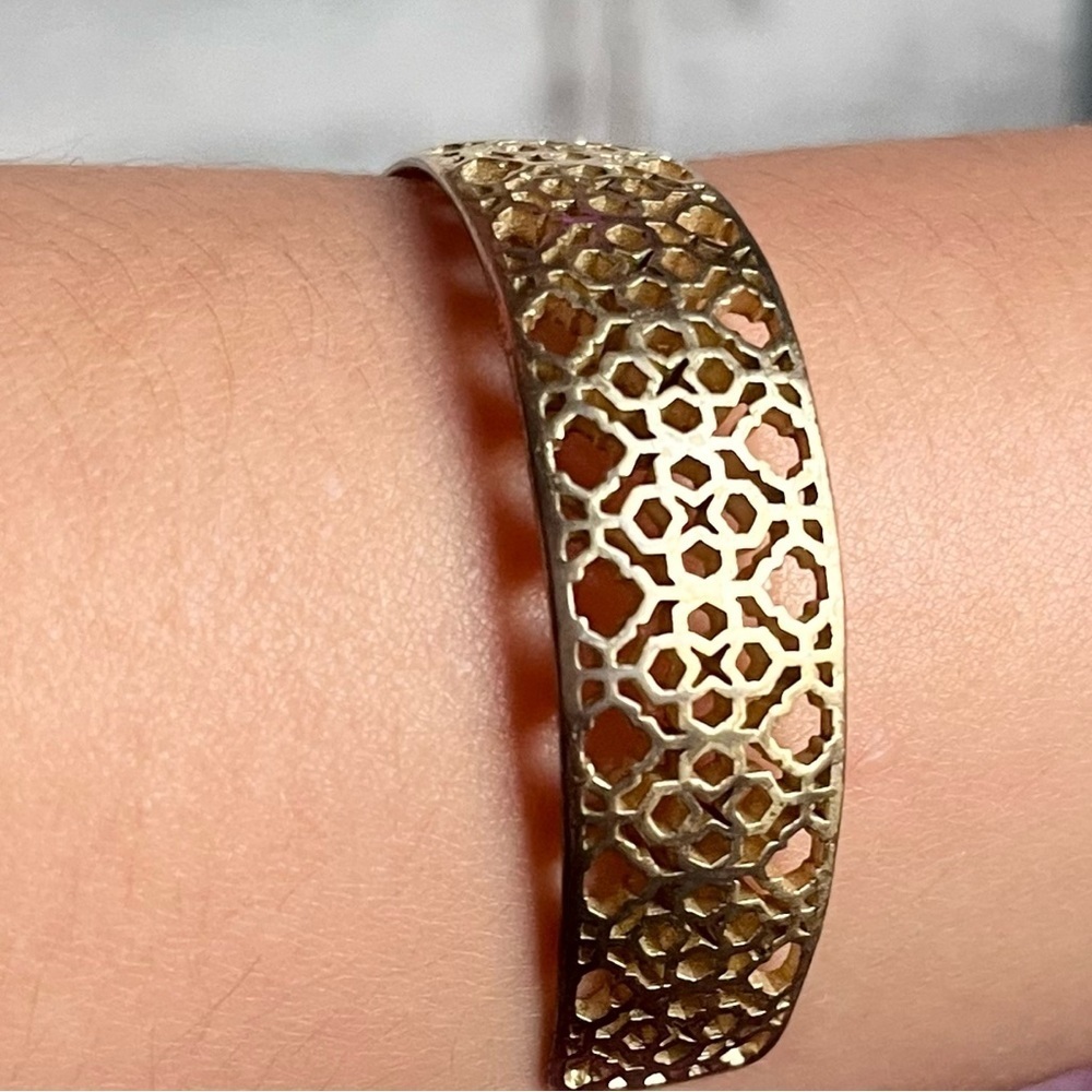 Kendra Scott Rose Gold Uma Cuff Bracelet - Picture 6 of 6